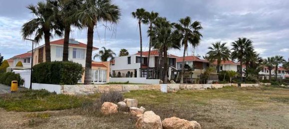 4 bedrooms House in Pyla, Cyprus No. 7529 11