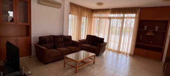 4 bedrooms House in Pyla, Cyprus No. 7529 2