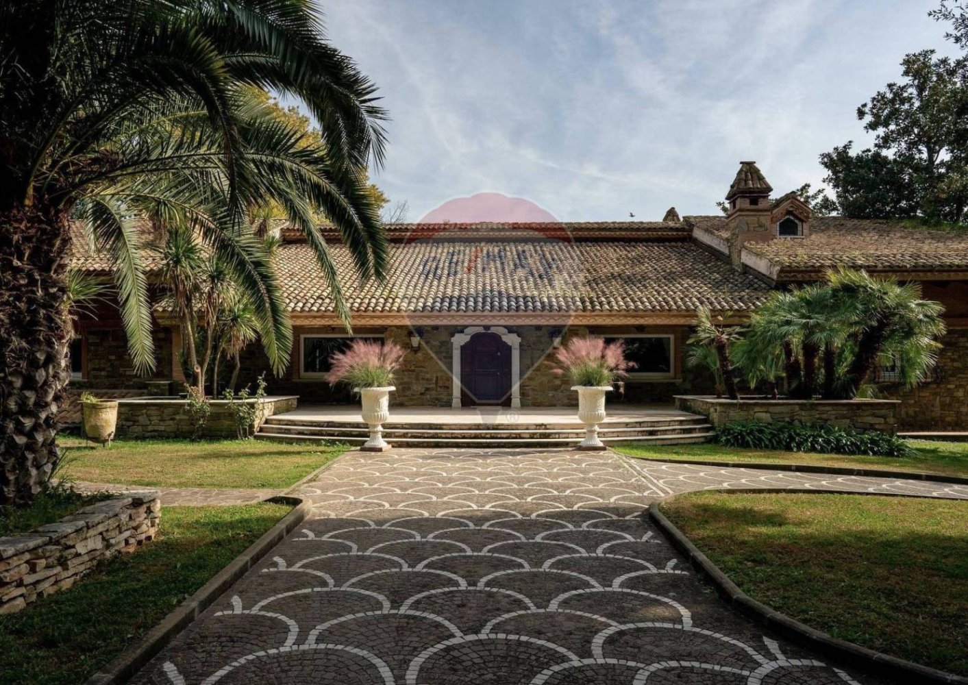 Вилла с 11 спальнями в Рим, Италия № 210441