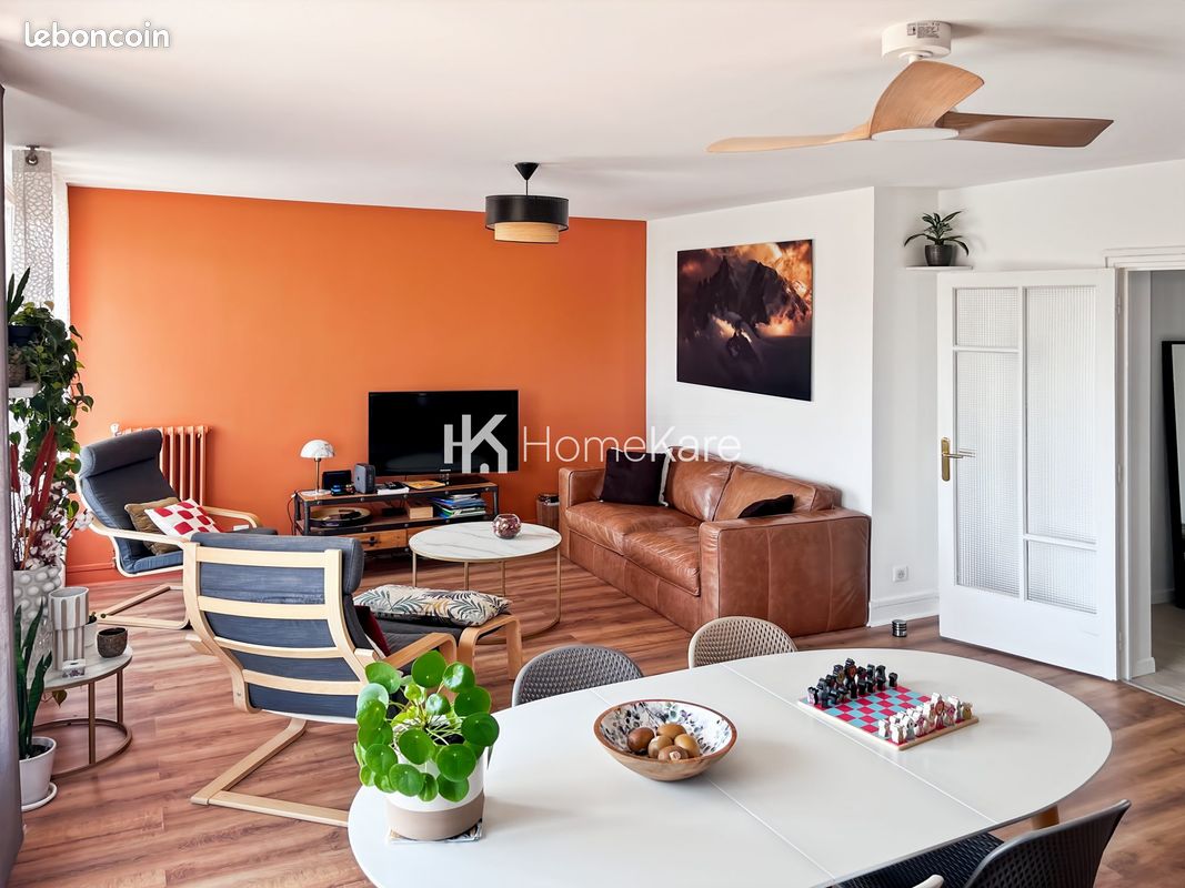 Apartamento de 3 dormitorios en Haute-Garonne, France No. 338966