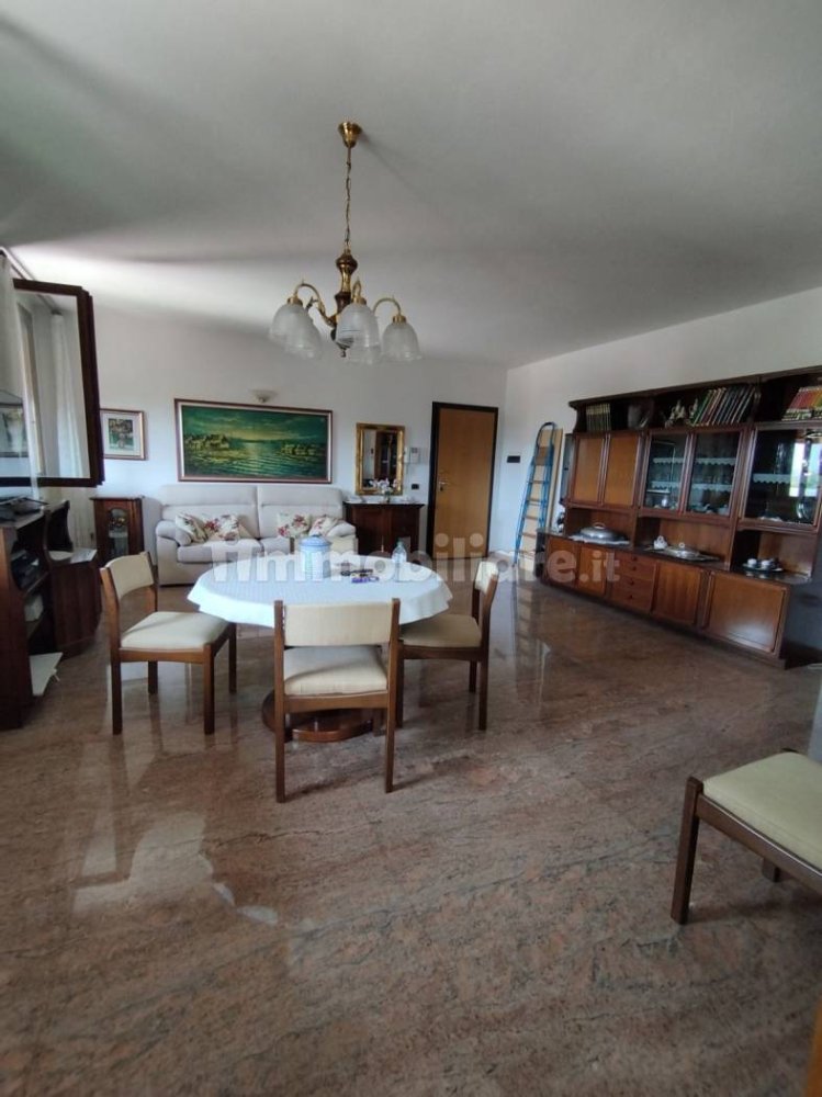 Apartamento T2 em Castelnuovo Rangone, Italy N.º 383837