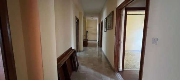 5 rooms Apartment in Cosenza, Italy No. 187124 6