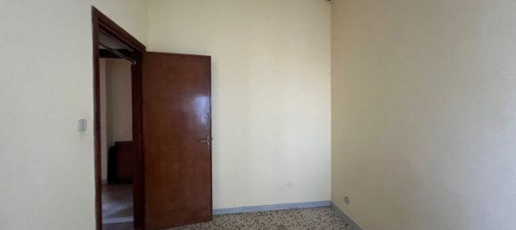 5 rooms Apartment in Cosenza, Italy No. 187124 18