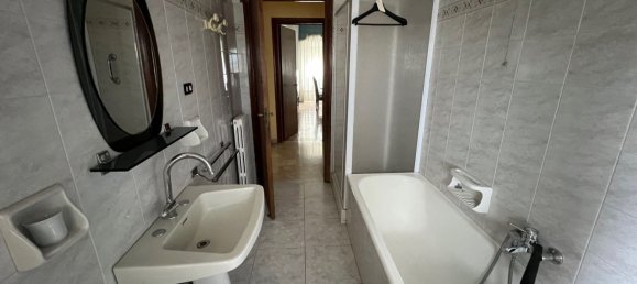 5 rooms Apartment in Cosenza, Italy No. 187124 24
