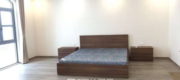 5 bedrooms Villa in Long Bien, Vietnam No. 833 18