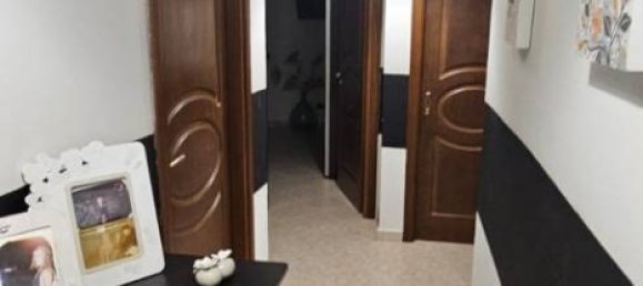 3 Schlafzimmer Wohnung in Orta di Atella, Italy, Nr. 318938 9