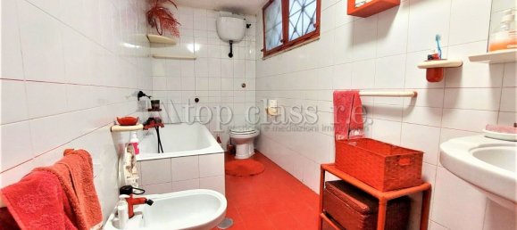 6-Zimmer Doppelhaus in Pozzuoli, Italy, Nr. 34139 38