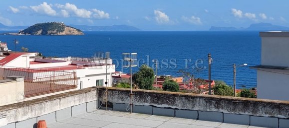 6-Zimmer Doppelhaus in Pozzuoli, Italy, Nr. 34139 4