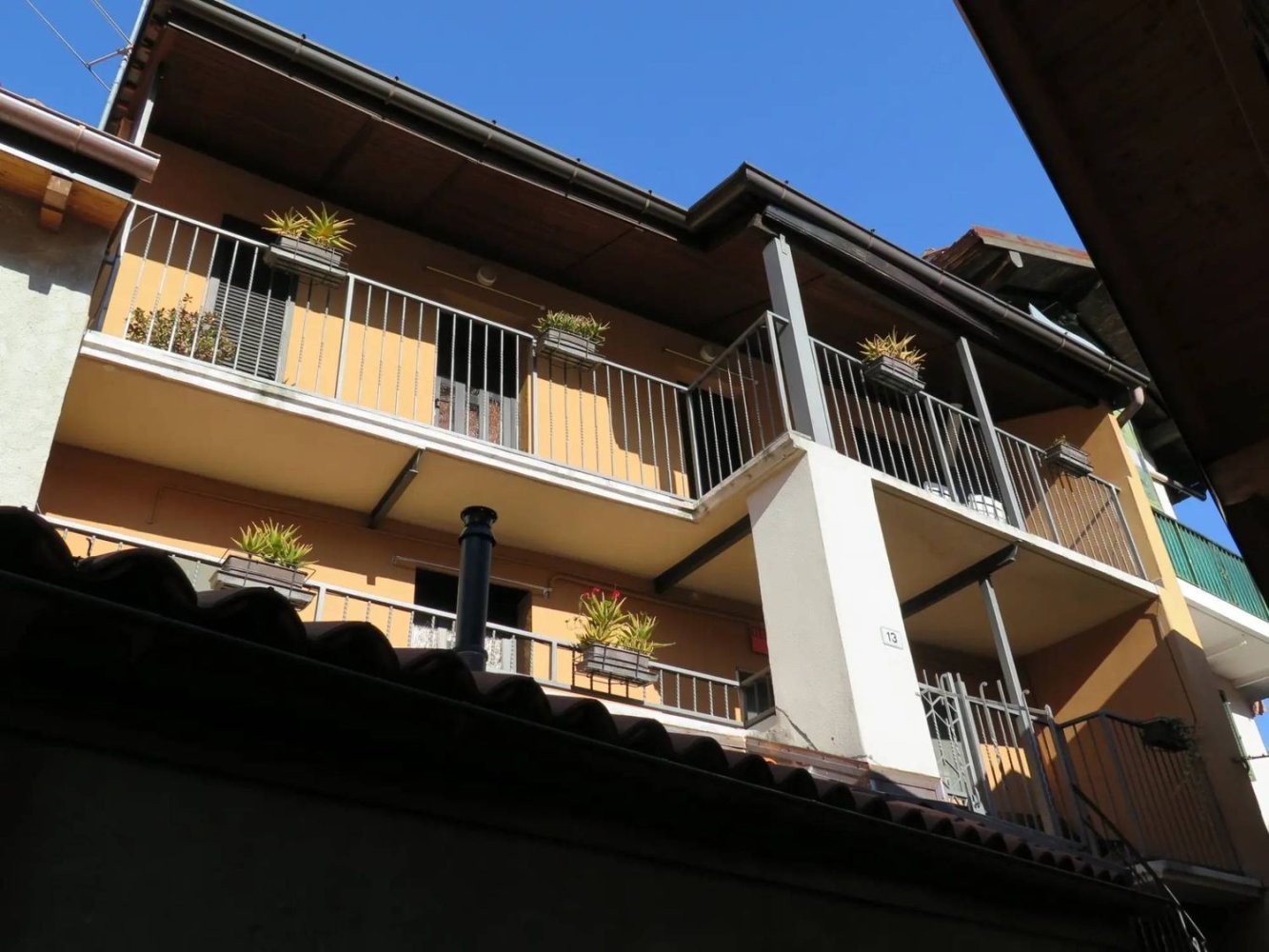 4-Zimmer Haus in San Bernardino Verbano, Italy, Nr. 283781