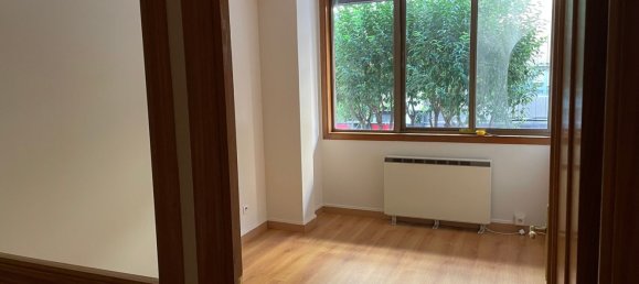 65m² Office in Leon, Spain No. 148665 5