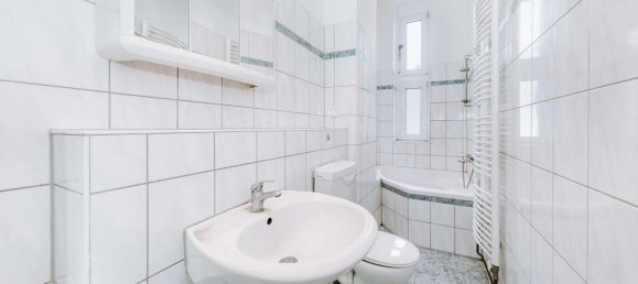 3 rooms Building in Prenzlauer Berg, Germany No. 80171 5