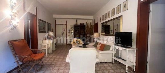 4 bedrooms Apartment in Camaiore, Italy No. 214337 8