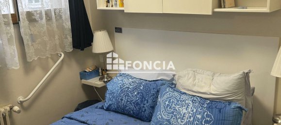 1 bedroom Apartment in Paris, France No. 334714 2