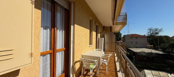 2 rooms Apartment in Loano, Italy No. 189172 7