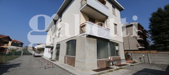 25m² Garage in Busto Arsizio, Italy No. 8279 5