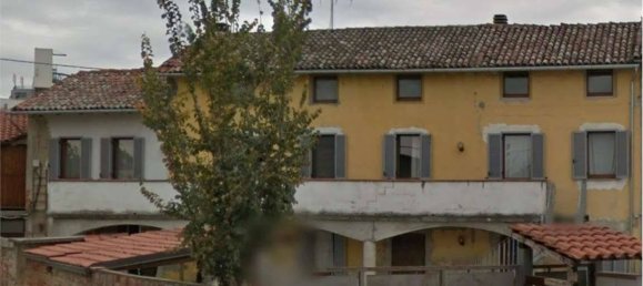 2 bedrooms Villa in Morano sul Po, Italy No. 277656 4