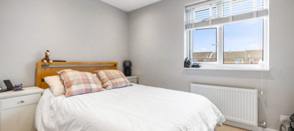 2 bedrooms House in Horley, United Kingdom No. 1045 25