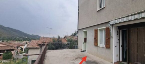 Квартира с 2 комнатами в Боттичино, Италия № 3951 20