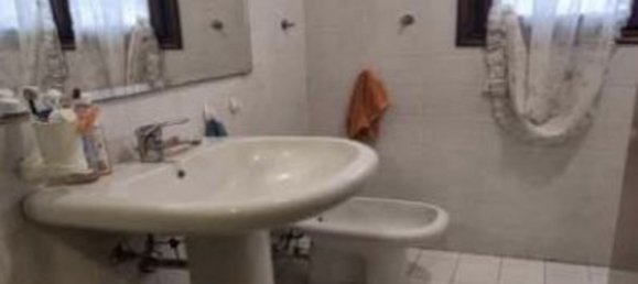 Квартира с 2 комнатами в Боттичино, Италия № 3951 9