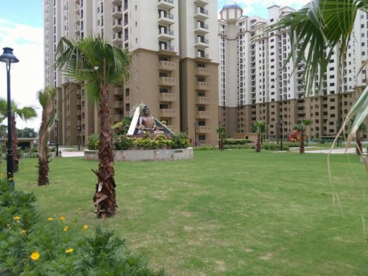 3 bedrooms House in Noida, India No. 65194