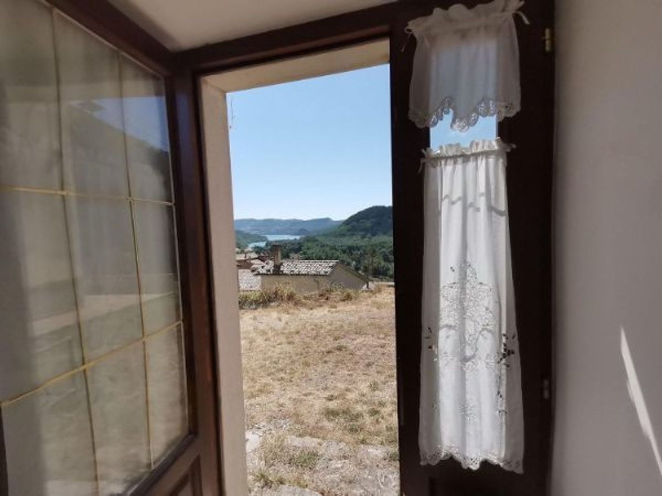 5 rooms House in Villetta Barrea, Italy No. 187164