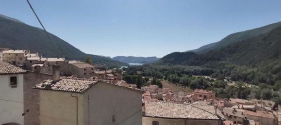 5 rooms House in Villetta Barrea, Italy No. 187164 6