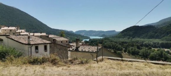 5 rooms House in Villetta Barrea, Italy No. 187164 7