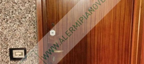 3 bedrooms Apartment in Milan, Italy No. 370135 2