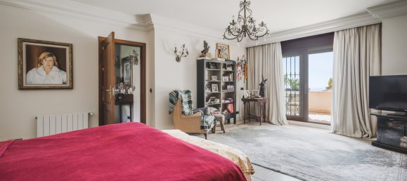 4 bedrooms Villa in Marbella, Spain No. 3018 20