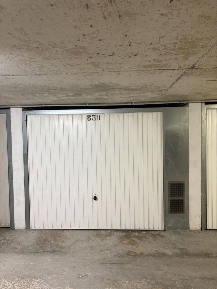 14m² Garage in Menton, France No. 330068