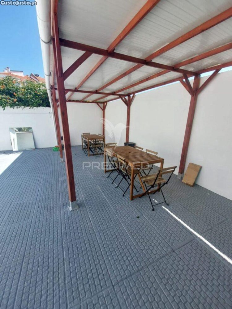 6 bedrooms House in Lisbon, Portugal No. 132807