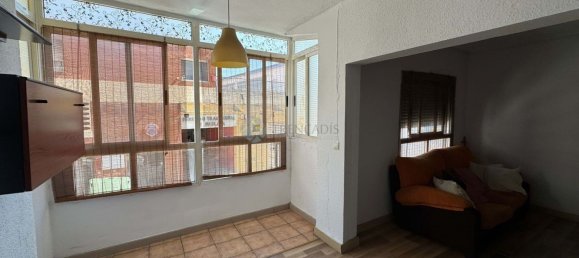 Квартира с 2 спальнями в Мислата, Испания № 136257 21