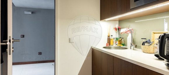 9 bedrooms Building in Loule, Portugal No. 65700 8