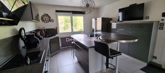 3 bedrooms House in Amagney, France No. 307185 5