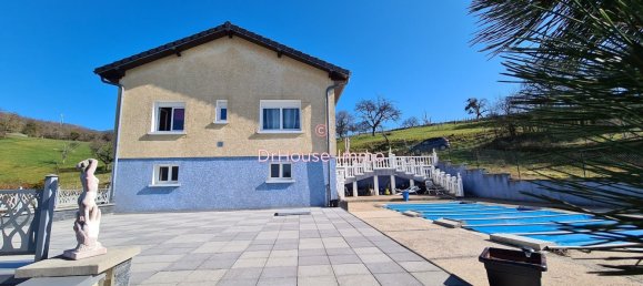 3 bedrooms House in Amagney, France No. 307185 4