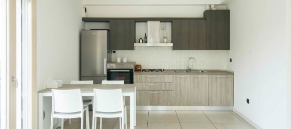 2 bedrooms Apartment in Verona, Italy No. 347507 3