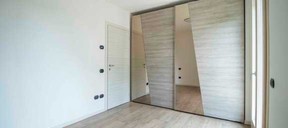 2 bedrooms Apartment in Verona, Italy No. 347507 12