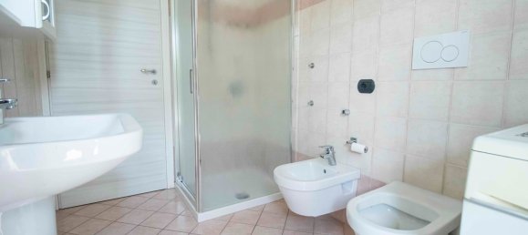 2 bedrooms Apartment in Verona, Italy No. 347507 16