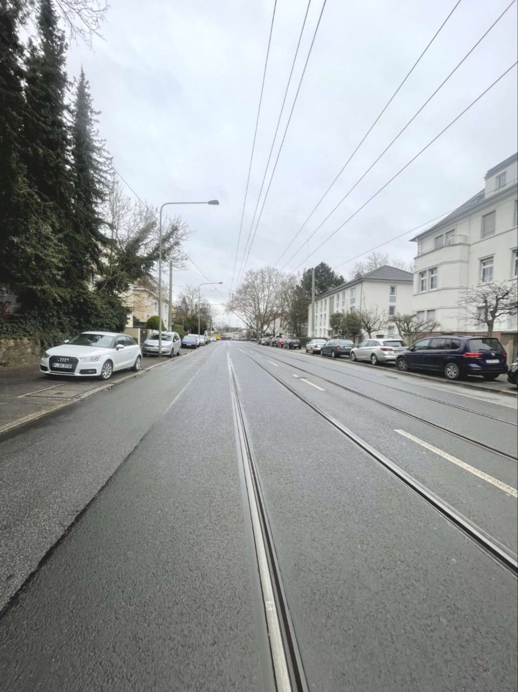 Estudio en Frankfurt am Main, Germany No. 70704