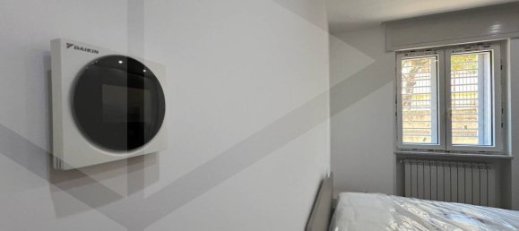 3-salle Appartement à Naples, Italy No. 17055 27