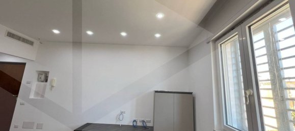 3-salle Appartement à Naples, Italy No. 17055 18