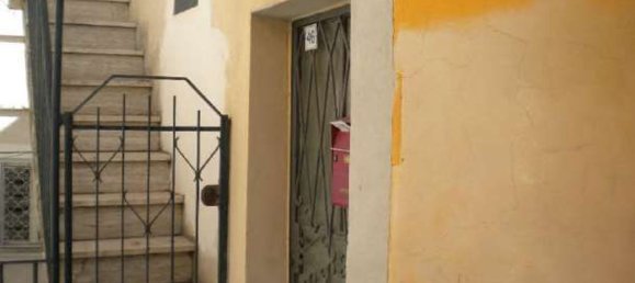 Studio in Rocca di Papa, Italy No. 100082 4