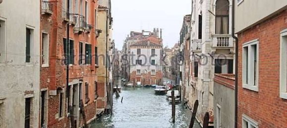 3غرفة عقار تجاري في Venice, Italy رقم 61585 19