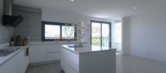3 bedrooms Villa in Loures, Portugal No. 134027 3