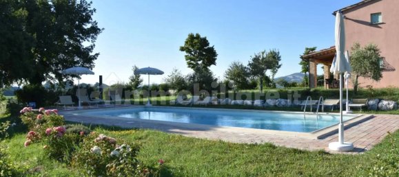 5 bedrooms Villa in Cagli, Italy No. 127235 10