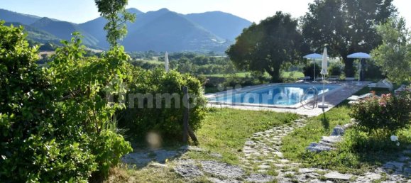 5 bedrooms Villa in Cagli, Italy No. 127235 7