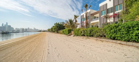 6 bedrooms Villa in Palm Jumeirah, UAE No. 111344 11