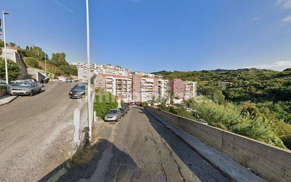 3 bedrooms Apartment in Messina, Italy No. 226258