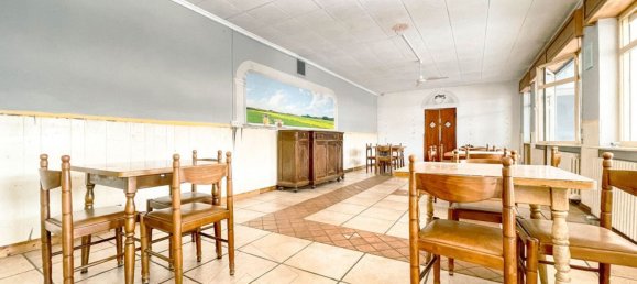 6 bedrooms House in Momo, Italy No. 377462 21