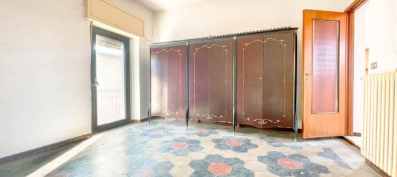 6 bedrooms House in Momo, Italy No. 377462 6